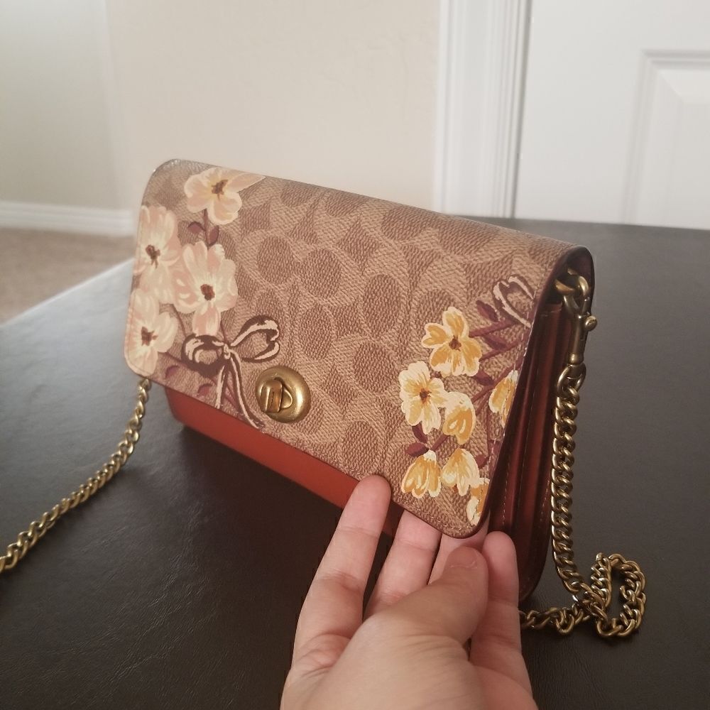 Coach Crossbody Bag  - Picture 2 of 10